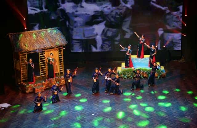 <span>Tiết mục “Đi theo tiếng gọi của Bác”.</span>