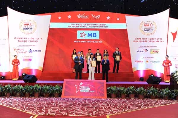  Ngân hàng TMCP Quân đội lọt top 15 doanh nghiệp lợi nhuận tốt nhất Việt Nam 