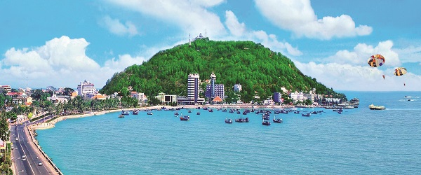 Phát triển kinh tế, văn hóa, xã hội gắn với tăng cường quốc phòng, an ninh trong Chiến lược biển Việt Nam
