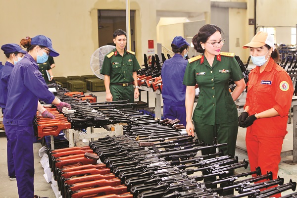 Đại tá, TS. Phan Thị Hoài Vân: Nỗ lực xây dựng Nhà máy Z111 ngày càng tiên tiến, hiện đại