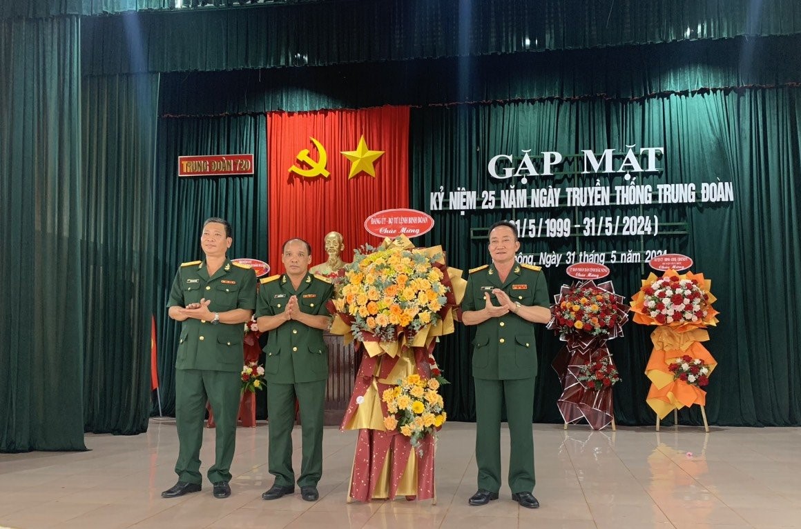 Trung đoàn 720 gặp mặt kỷ niệm ngày truyền thống