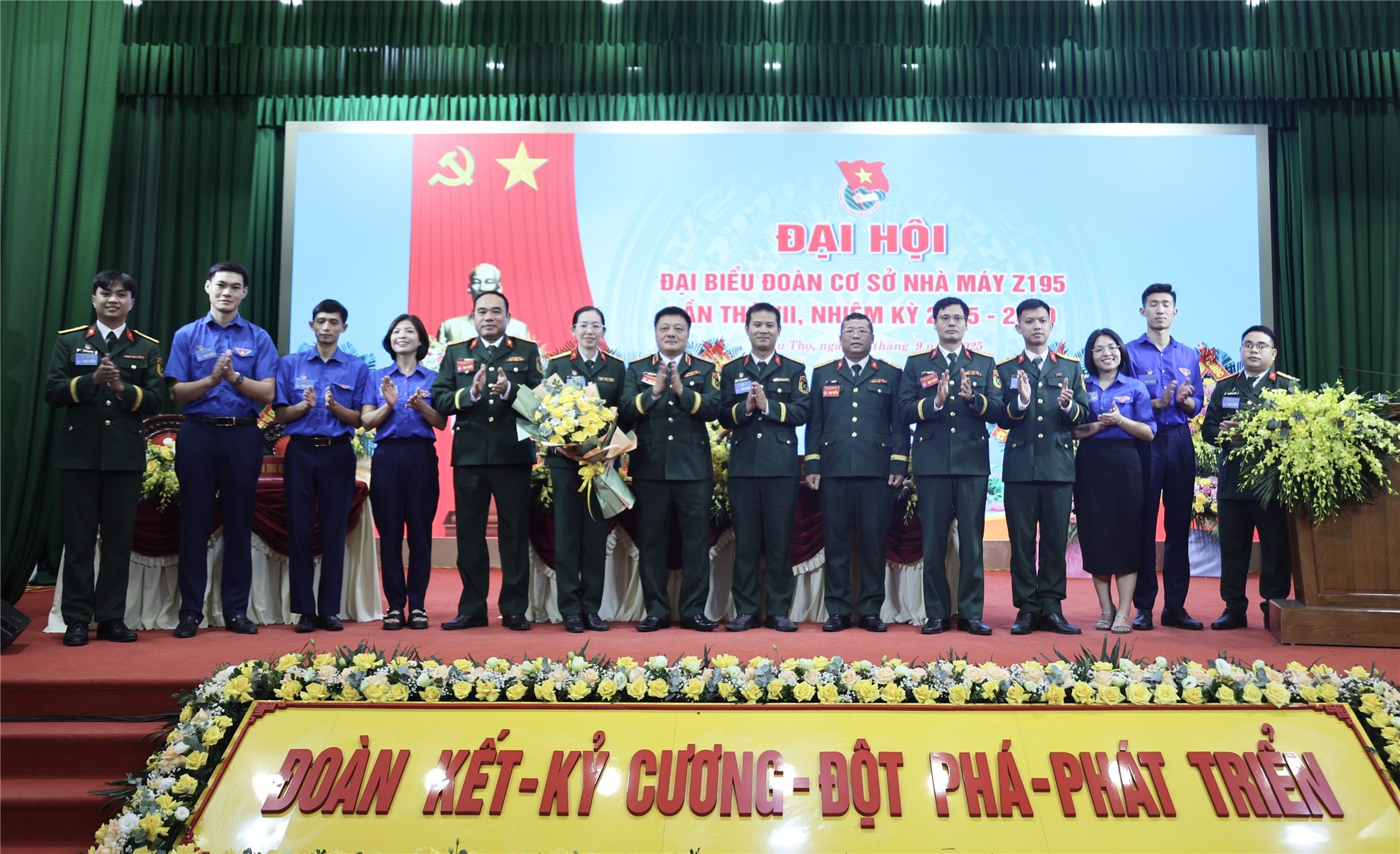 Đoàn cơ sở Z195 tích cực ứng dụng công nghệ số trong các hoạt động