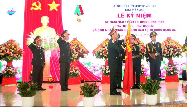 Nhà máy X50 tổ chức Lễ kỷ niệm 50 năm ngày truyền thống