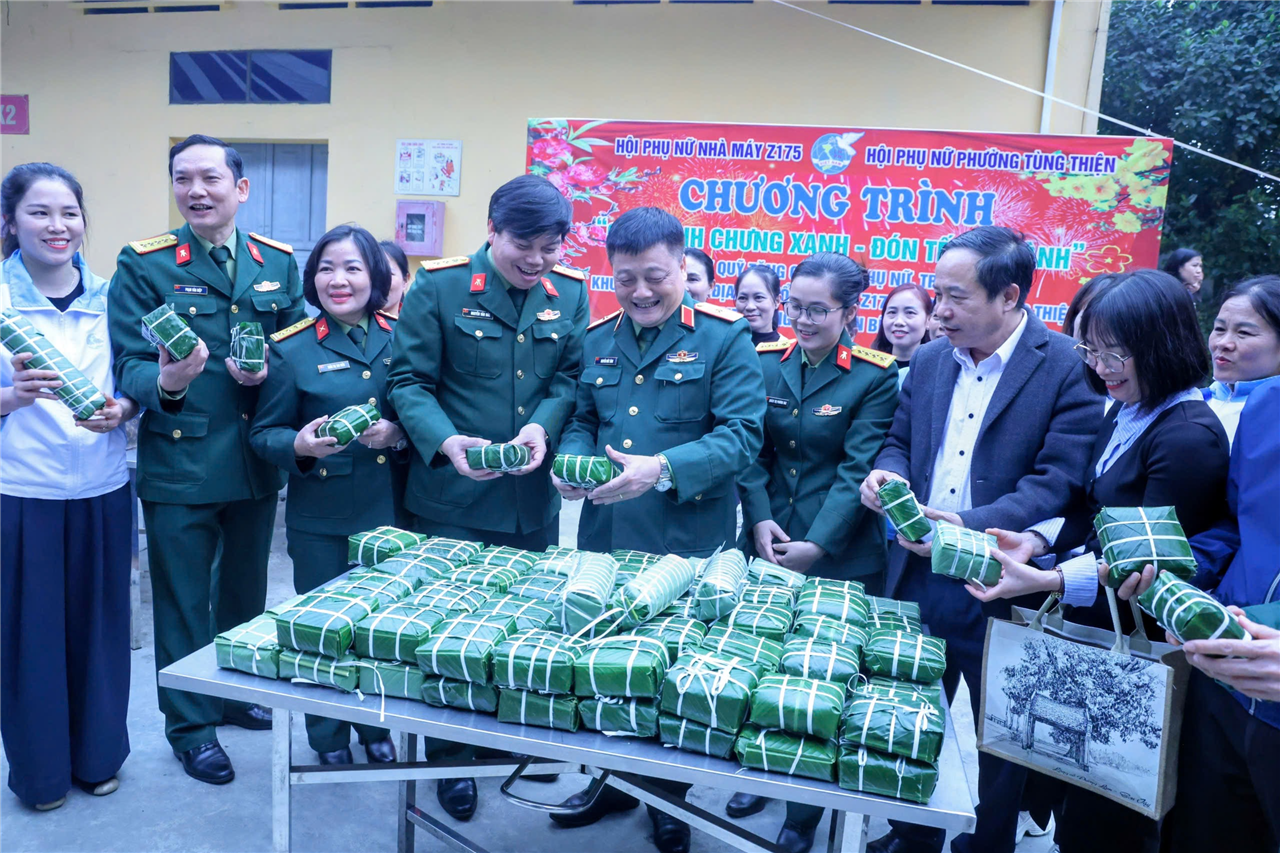 Nhà máy Z175 tổ chức chương trình “Tết sum vầy - Xuân ơn Đảng” và bàn giao “Nhà đồng đội”