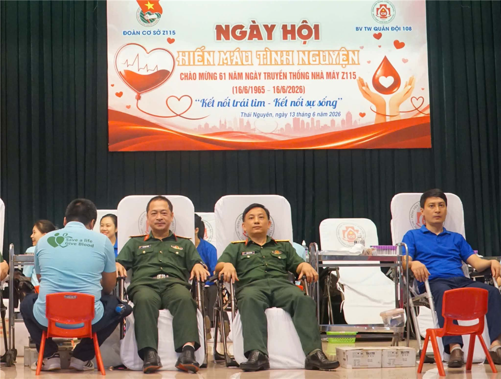Nhà máy Z115 tổ chức Ngày hội hiến máu tình nguyện