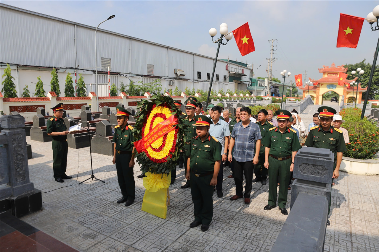 Tổng cục Công nghiệp quốc phòng tri ân các gia đình chính sách tại Ninh Bình