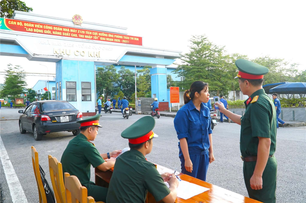 Nhà máy Z129 đảm bảo tốt trật tự, an toàn giao thông