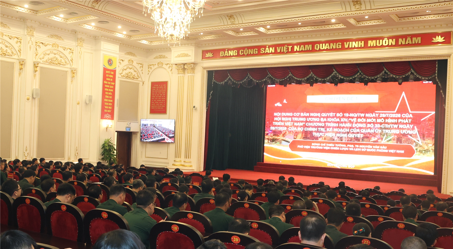 Hội nghị nghiên cứu, học tập, quán triệt và triển khai thực hiện các nghị quyết mới