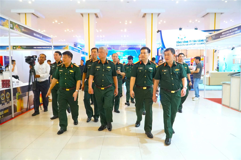 Thượng tướng Nguyễn Quang Ngọc kiểm tra công tác chuẩn bị  tổ chức Hội chợ Việt Nam - Campuchia 2026