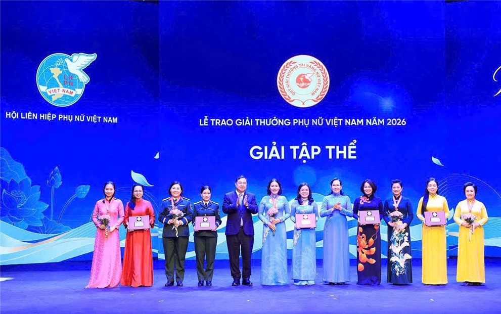 Hội phụ nữ Nhà máy Z176 được trao tặng Giải thưởng Phụ nữ Việt Nam năm 2026